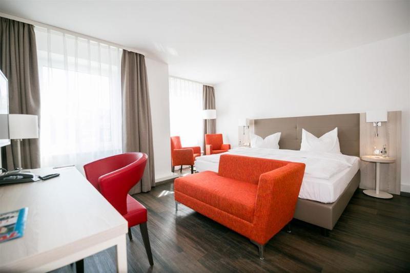 City Hotel Ratingen 3*